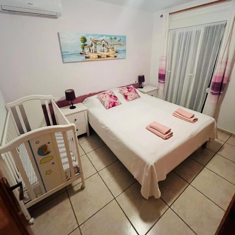 Bougain-casa - Two-Bedroom Apartment - 8
