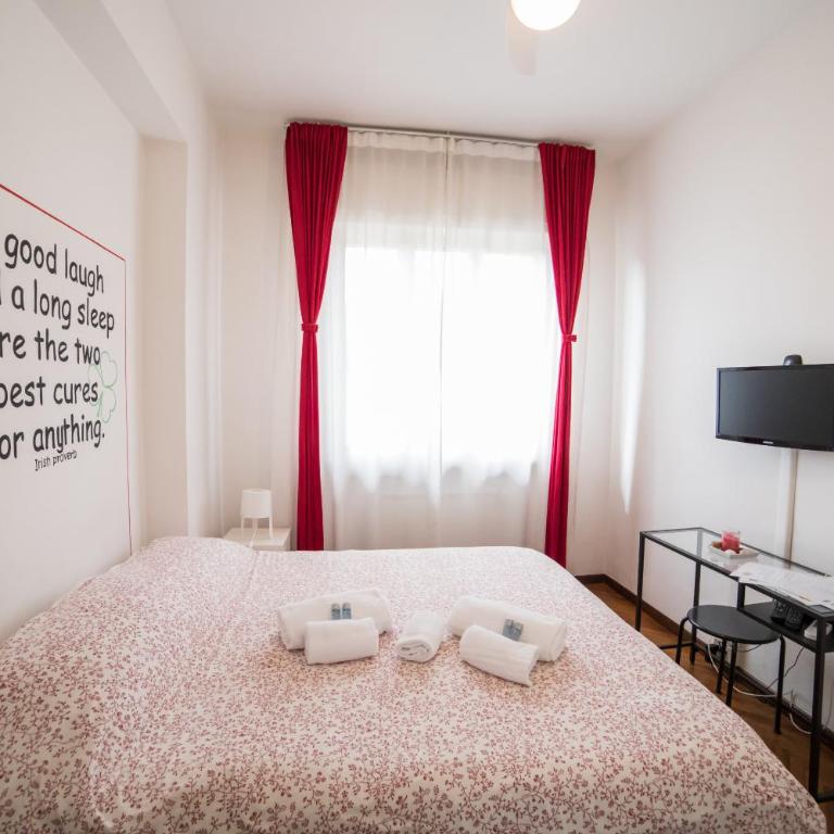B&B Cento Passi Dalle Mura - Camera Matrimoniale con Bagno Privato Esterno - 3
