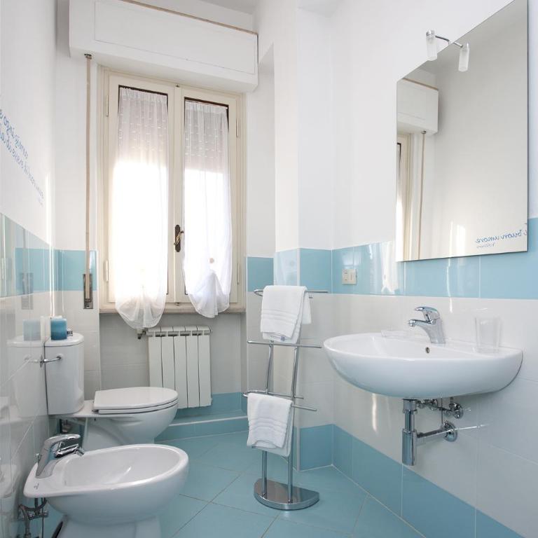 B&B Cento Passi Dalle Mura - Camera Matrimoniale con Bagno Privato Esterno - 5