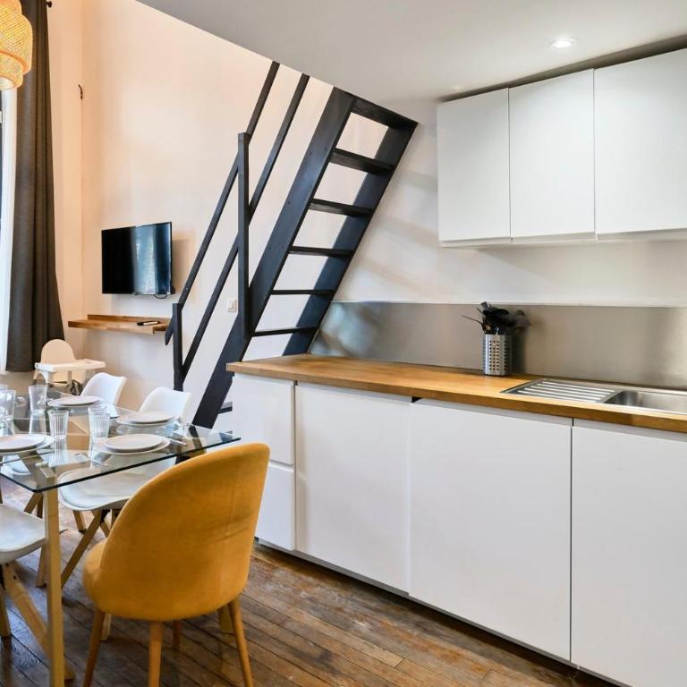 Bright 3-bedroom 2-bathroom flat. - Appartement - 5