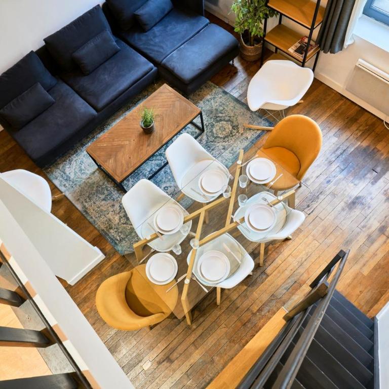 Bright 3-bedroom 2-bathroom flat. - Appartement - 24