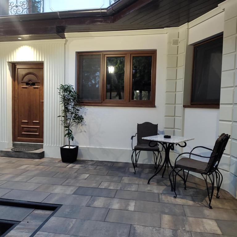 Face 3 Center SUBOTICA - King Room with Spa Bath - 3