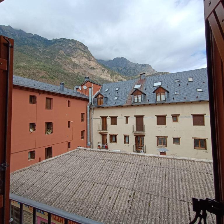 InmoCyma Pico Sayó Benasque - Apartamento de 2 dormitorios - 2