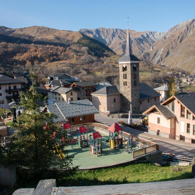CHALET de charme 13 personnes avec Sauna SKI O PIEDS - Chalet 6 Chambres - 66