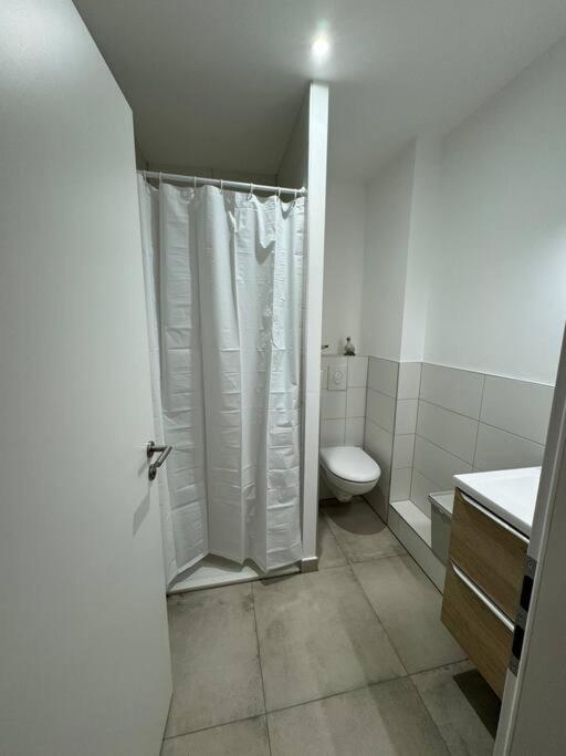Appartement spacieux 100m2 avec 3 chambres 3 SDB - Apartment mit 3 Schlafzimmern - 48