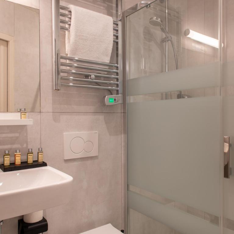 Hôtel de Roubaix - Chambre Double - 24