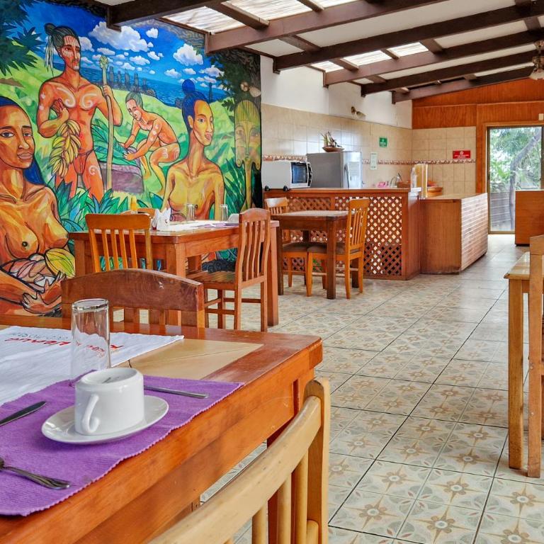 KeuhenuaEcoHostal - Habitación Familiar con balcón - 6