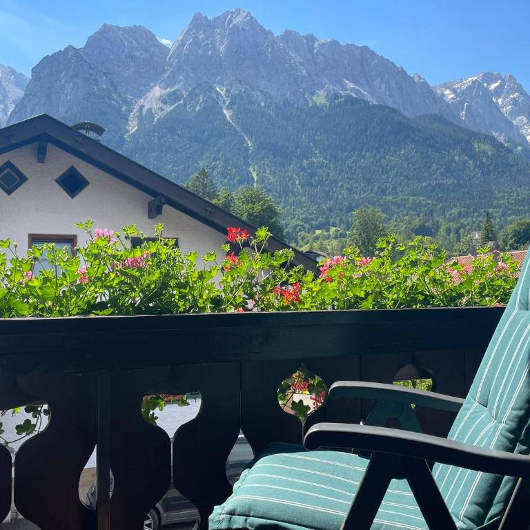Ferienwohnung Gufler - Apartment mit Blick auf die Berge - 1