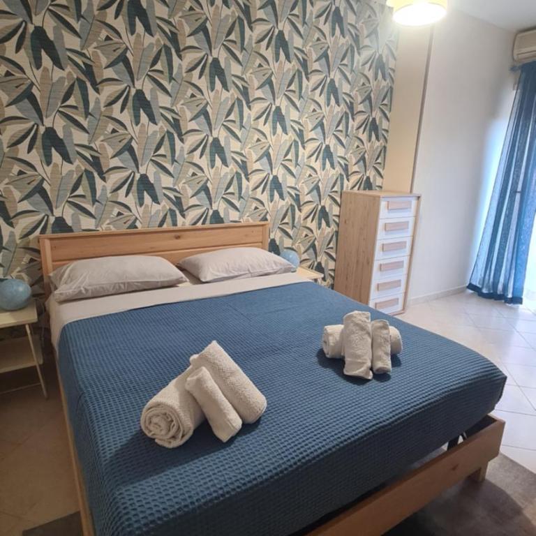 Vacanze Romane - Camera Matrimoniale con Bagno Privato - 1