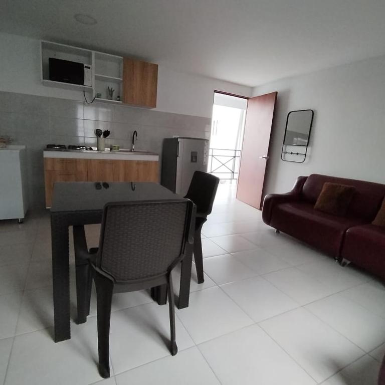 Apartamento en Libertadores - San Antonio - Zona Turistica de Cali - Apartamento de 1 dormitorio - 2