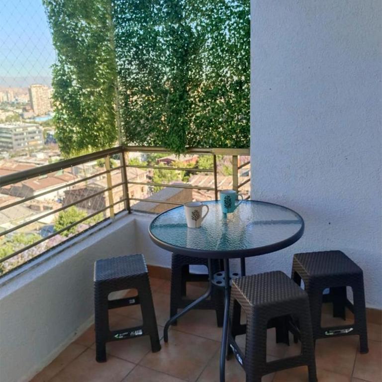 Vivir en Santiago - Family Room with Balcony - 11