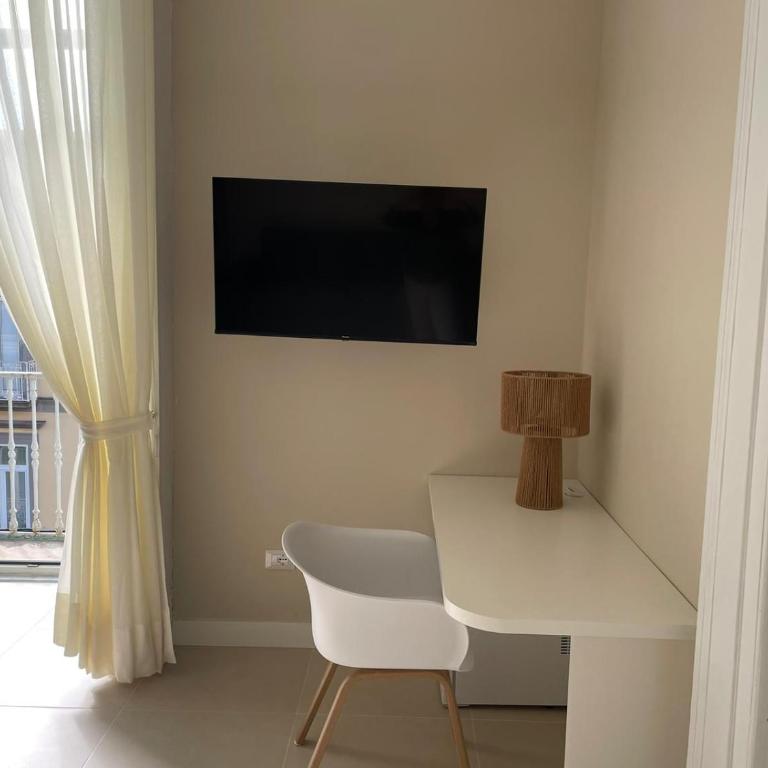 Residenza Sansevero - Dimore Partenopee - Camera Familiare con Balcone - 6