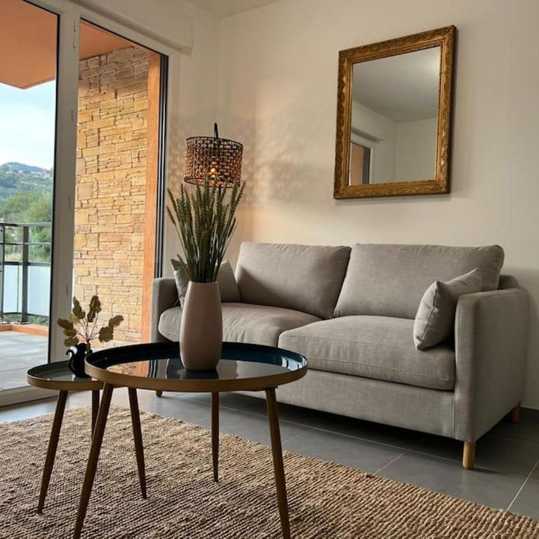 Charmant appartement a Bormes les Mimosas - Apartamento de 1 dormitorio - 4