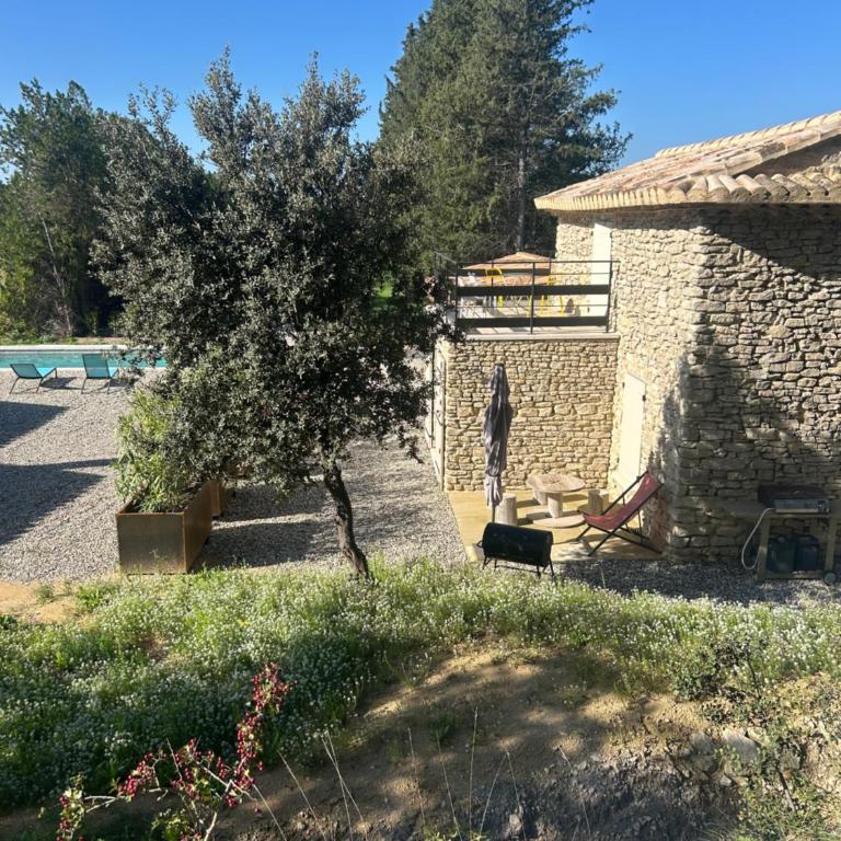 Charmante maison Provençale avec grand jardin - Casa con 1 dormitorio - 20