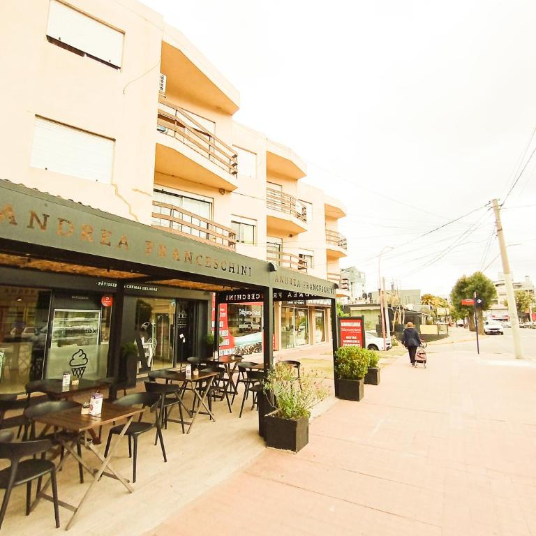 Edificio en Avenida Libertad - Apartamento - 1