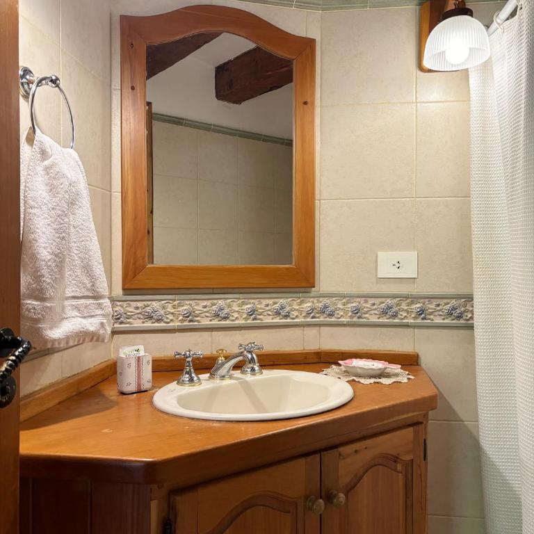 CASA de MONTAÑA CON VISTA AL LAGO - Three-Bedroom Chalet - 26