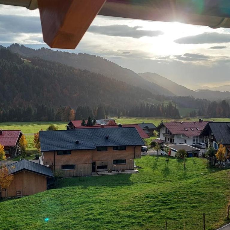 Weitblick Ferienwohnungen - Apartment mit 2 Schlafzimmern - 1