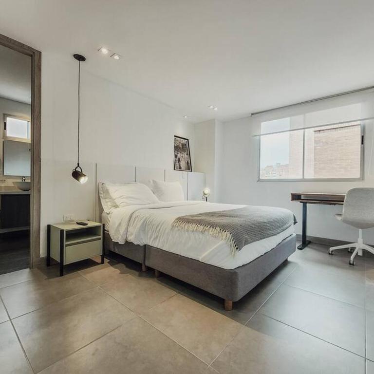 Penthouse in Heart of Laureles - Apartamento de 3 dormitorios - 2