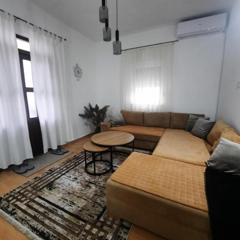 Apartman Nicol - Two-Bedroom Apartment - 1