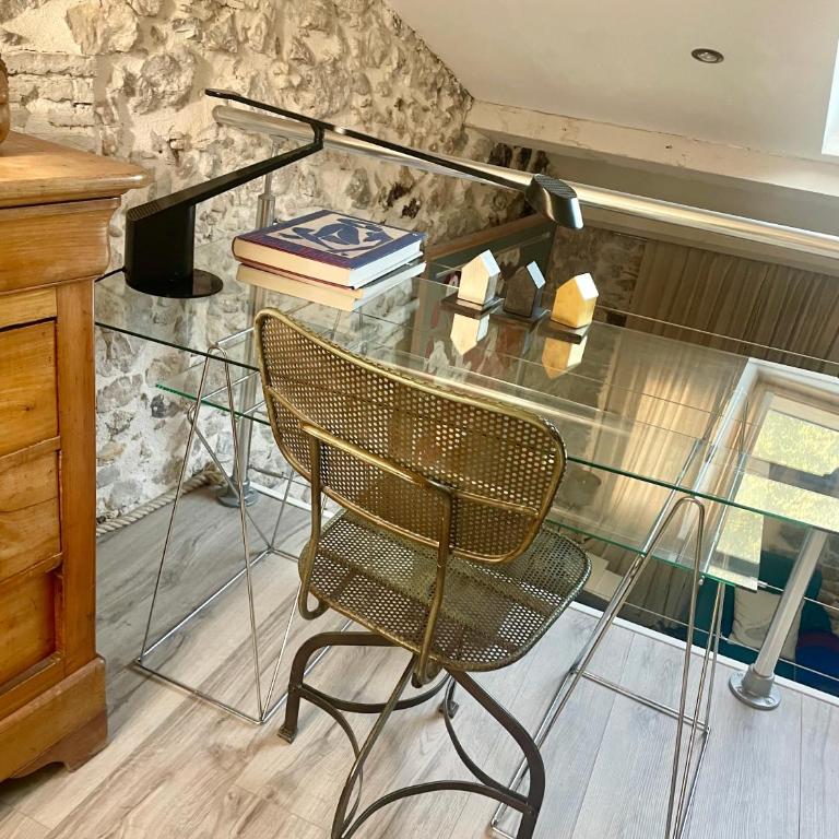 Superbe appartement loft vieil Antibes - Appartement 1 Chambre - 21