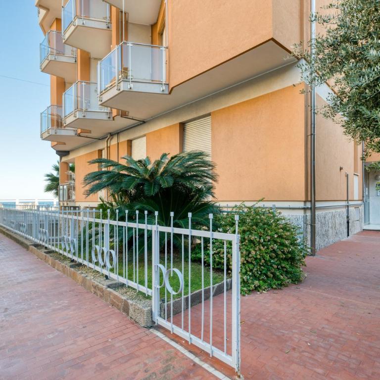 Mer Vivante - Front Beach with Balcony - Happy Rentals - Appartamento con Balcone - 19