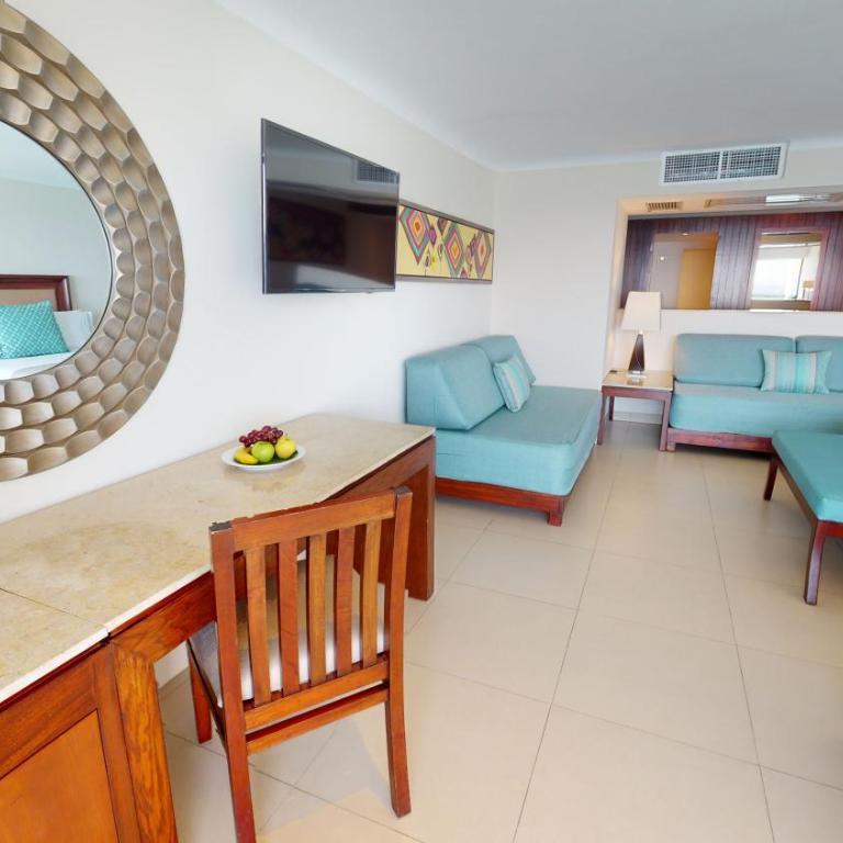 Grand Park Royal Puerto Vallarta - All Inclusive - Suite familiar - Smart Group Value - 4