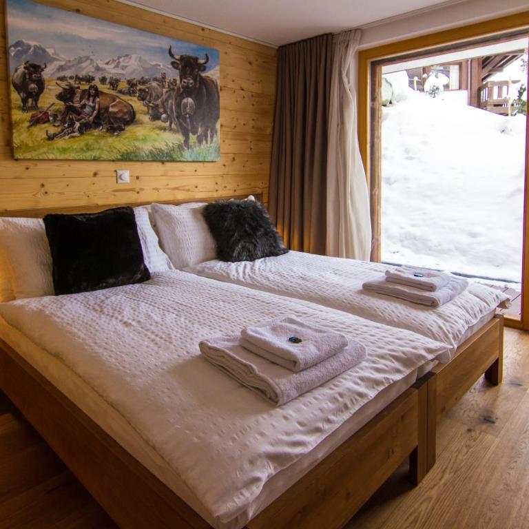 Chalet Les Rahâs by Mrs Miggins - Deluxe Apartment mit 2 Schlafzimmern und Whirlpool - 1