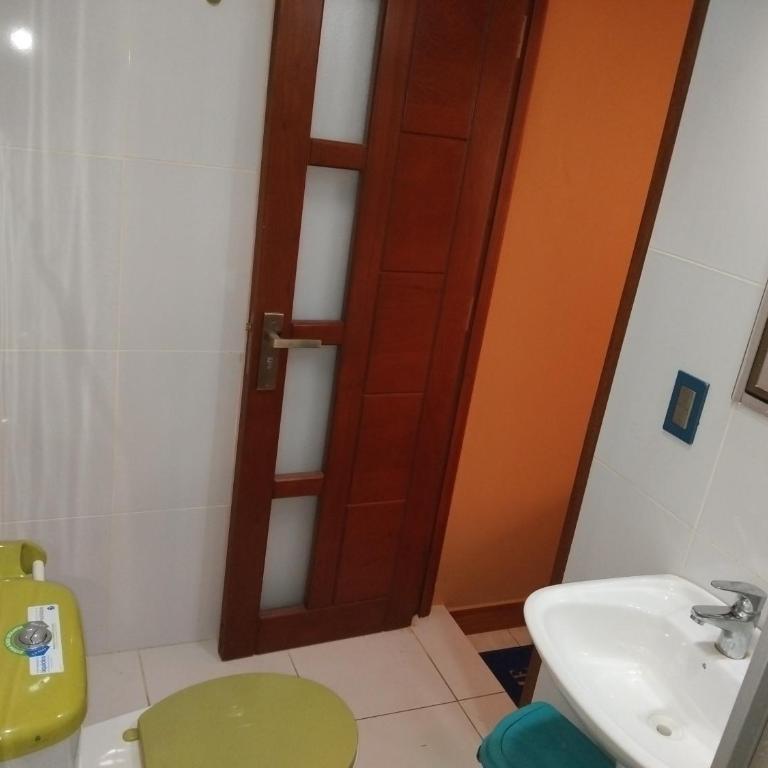 Hostal Santa Barbara - Habitación Doble con baño privado - 2 camas - 3