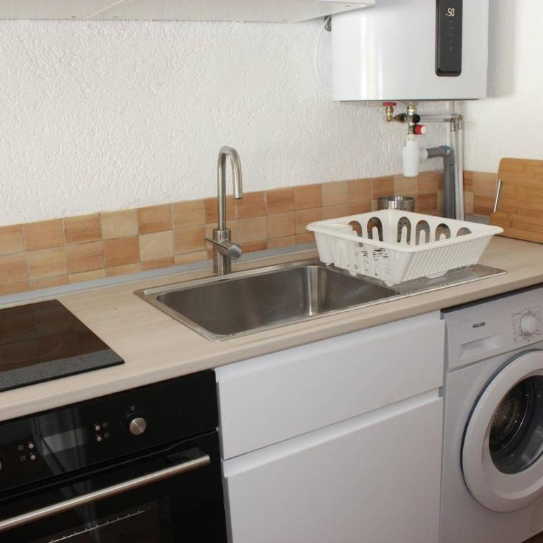 T2 climatisé à 2 minutes de la plage du Pont Tournant - 4BRANB - One-Bedroom House - 8