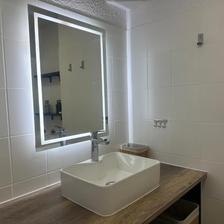 Chez Ingrid studio MIAMI - Conciergrie IB - Deluxe Apartment mit 1 Schlafzimmer und Gartenblick - 6