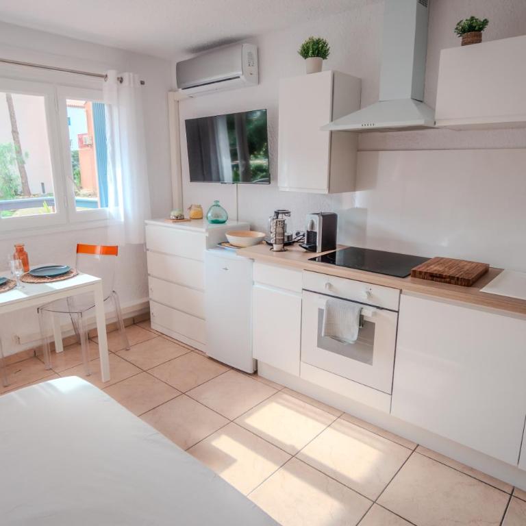 Chez Ingrid studio MIAMI - Conciergrie IB - Deluxe Apartment mit 1 Schlafzimmer und Gartenblick - 16