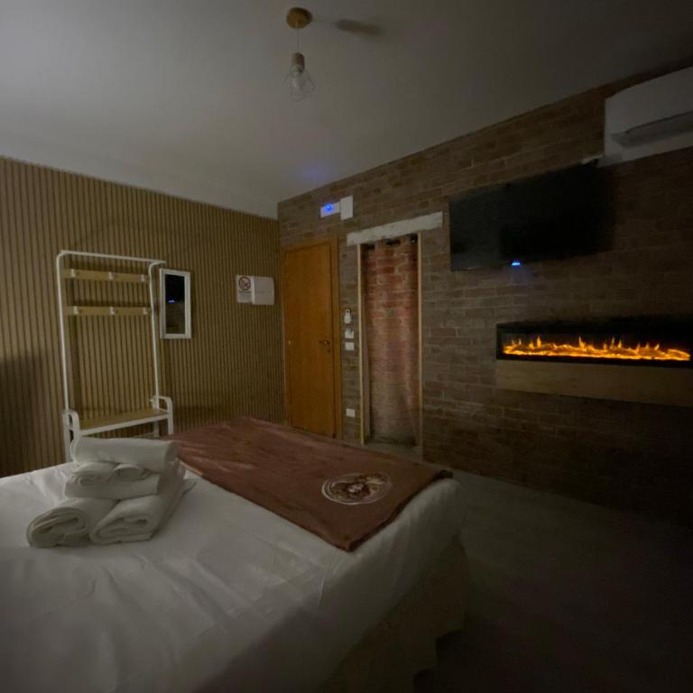 Perugia Suite - Suite King con Vasca Idromassaggio - 17