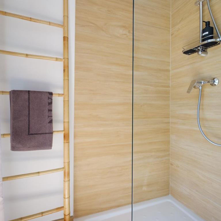 LA GRANDE BLEUE, Magnifique T2 climatisé, proche de la mer - One-Bedroom Apartment - 8