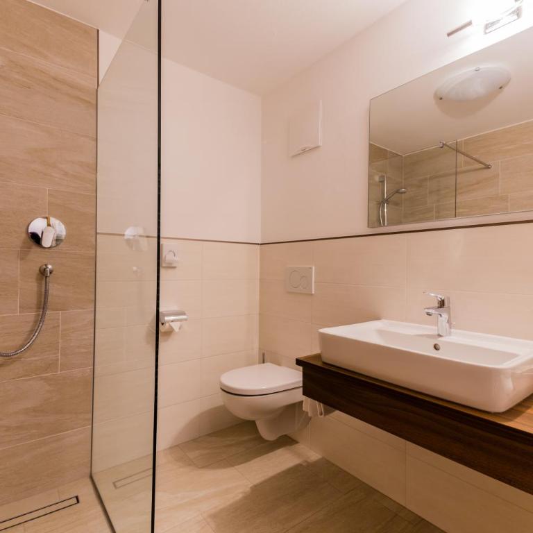 Gasthof Platterwirt - Doppelzimmer mit Balkon - 7