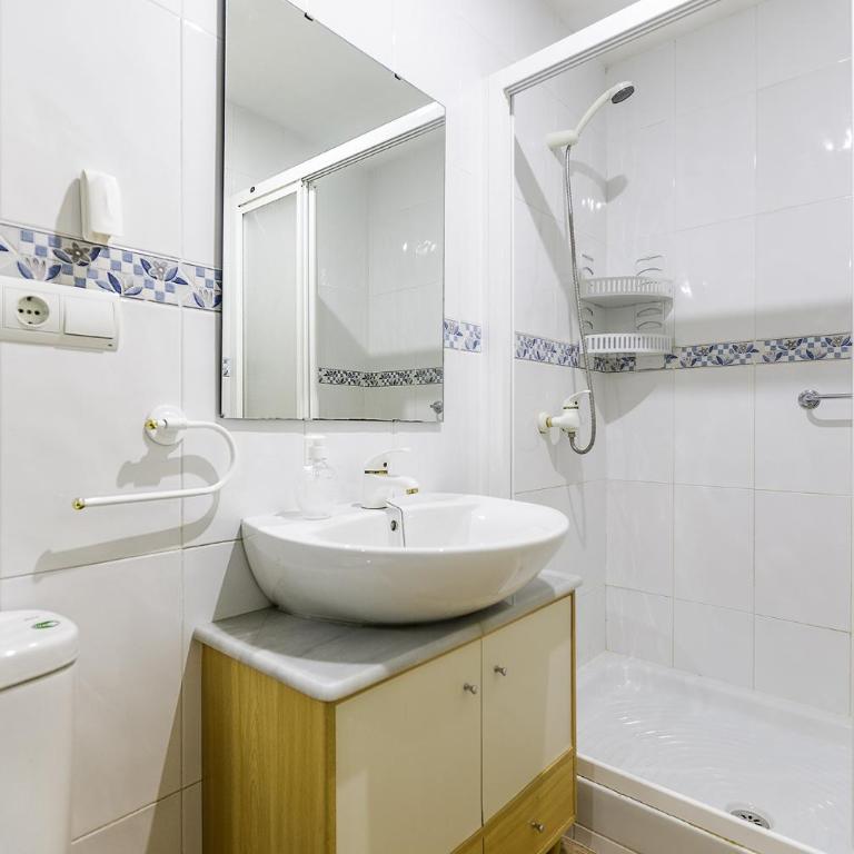 A&N Apartamento Primera Línea con Piscina Torre - Apartamento - 29