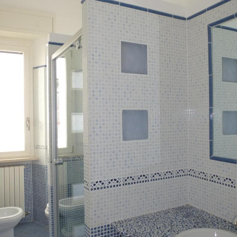 499 - Villetta trilocale nel centro di Marcelli, con giardino, vicino al mare - CLIMATIZZATO, SPIAGGIA INCLUSA - Appartamento con 2 Camere da Letto - 12