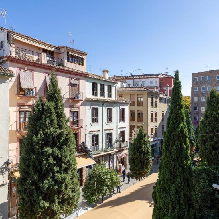 Royal View Suite - Two-Bedroom Apartment - 21