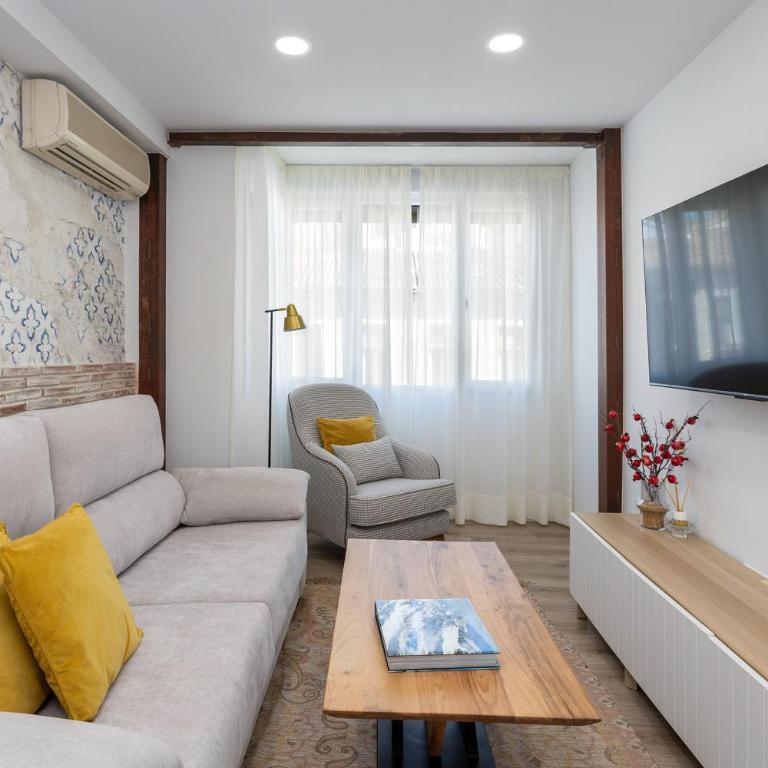 Royal View Suite - Two-Bedroom Apartment - 11