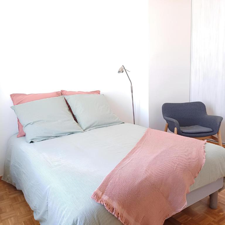 Au Pied de la gare et centre ville - 2 chambres - spacieux - Apartamento de 2 dormitorios con vistas a la ciudad - 11