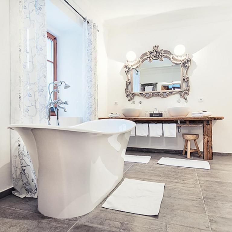 Hotel & Gourmetwirtshaus Kirchenwirt seit 1326 - Familiensuite - 4