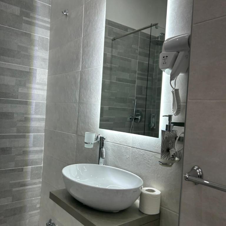 Skycity 2 b&b - Superior King Room - 5