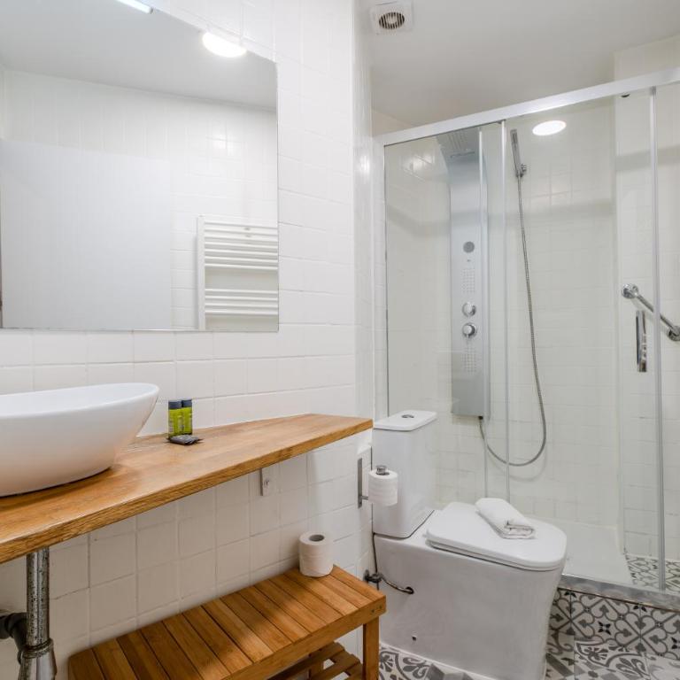 Flateli Jaume Pons - Apartamento de 2 dormitorios - 2
