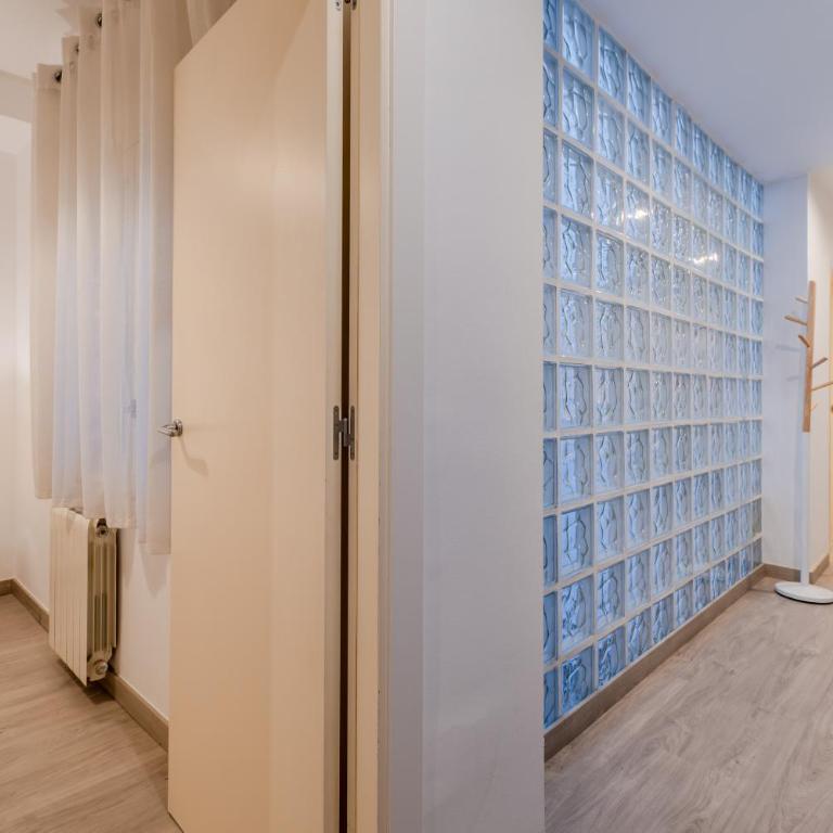 Flateli Jaume Pons - Apartamento de 2 dormitorios - 9