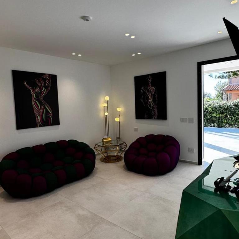 Alba Gold LUXURY SUITE & VILLA - Suite King con Vista Piscina - 9