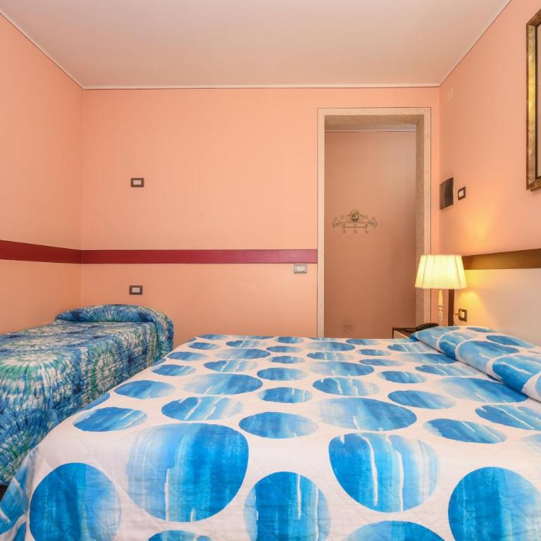 Camere America B&B - Standard Triple Room - 2