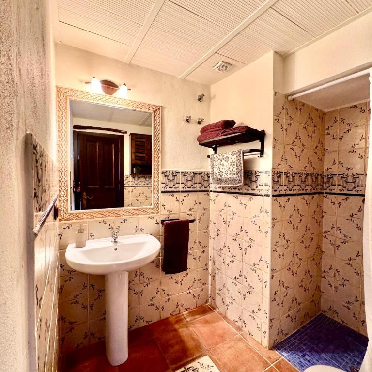 Rincón ÁRABE junto al TEMPLO ROMANO y AYUNTAMIENTO - Apartamento de 1 dormitorio - 12