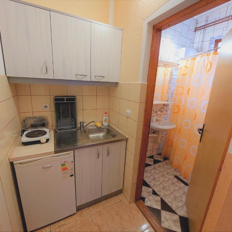 Apartments Nikolić - Standardni Trokrevetni Studio - 2