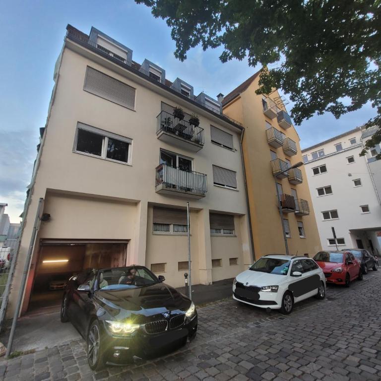 City center - 4 room apartment with kitchen and 2 bathrooms - Apartamento de 3 dormitorios - 13