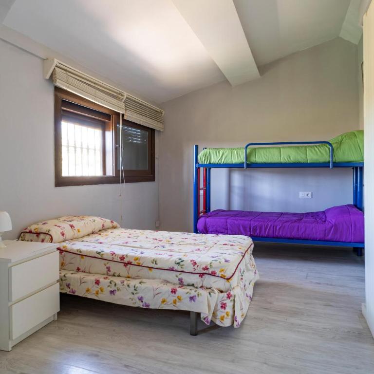 Nice Home In Chiclana De La Fronter - Casa de vacaciones de 5 dormitorios - 10