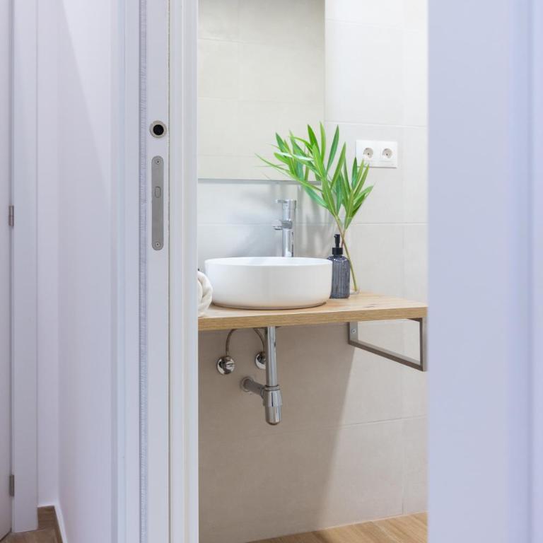 VLC HOST- B&B Fray Pedro - Quadruple Room - 4